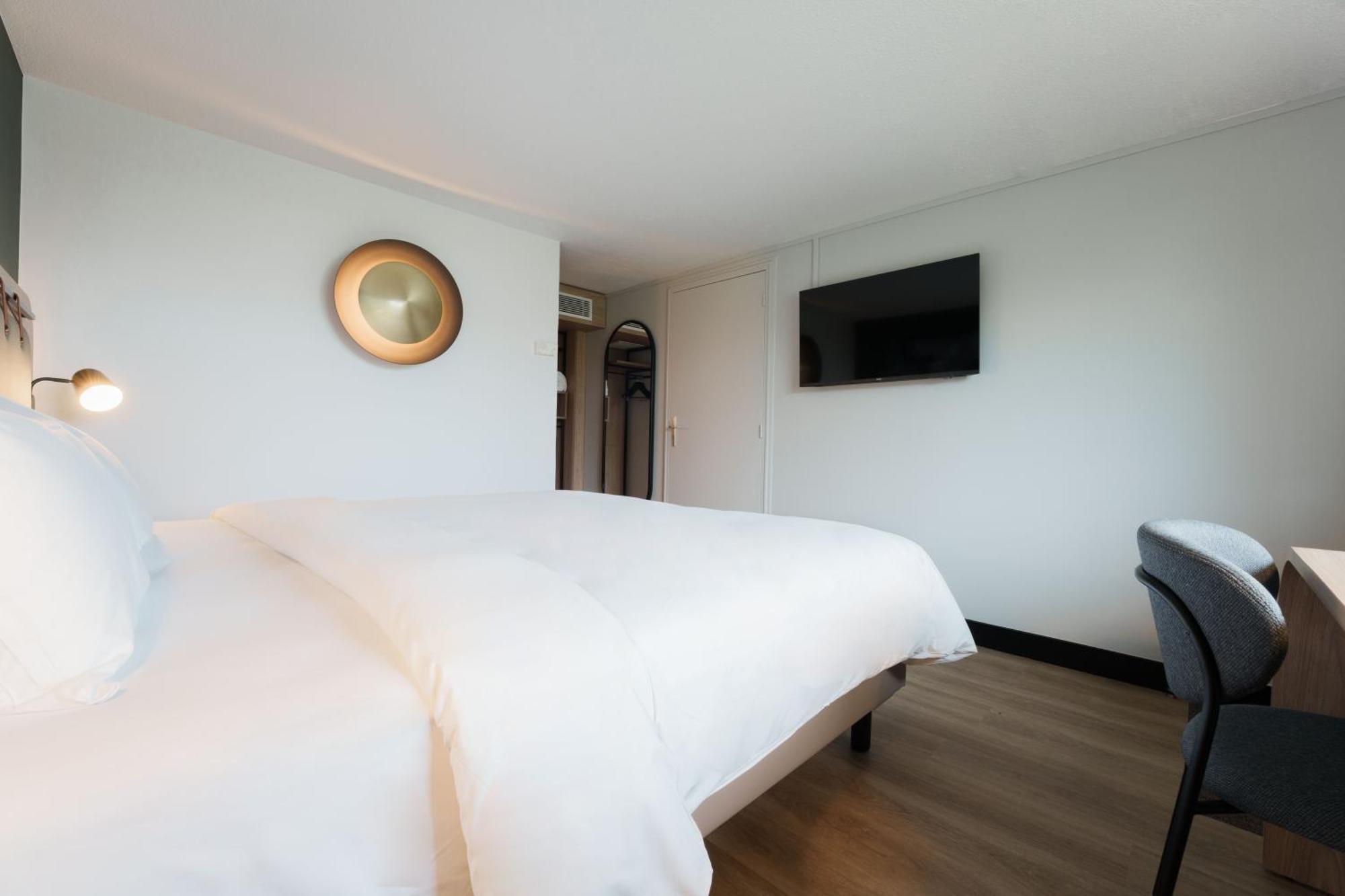 Hotel Campanile Paris Ouest - Gennevilliers Port Zewnętrze zdjęcie